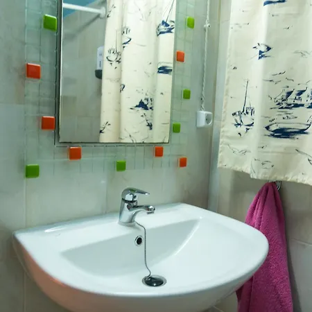 Bravo 营地 塔韦尔纳斯